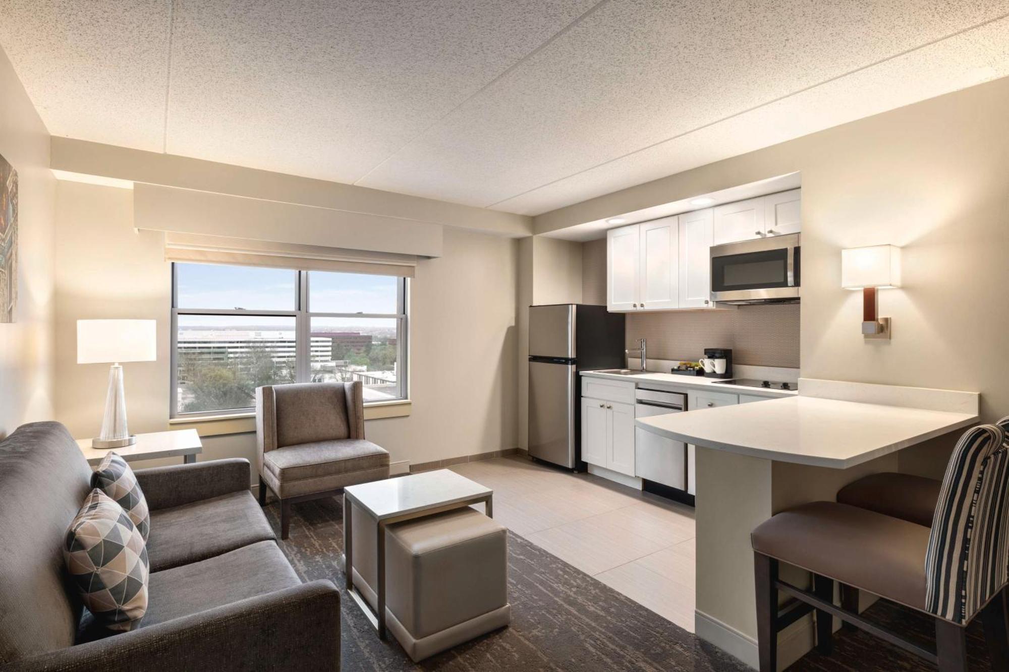 Homewood Suites By Hilton Philadelphia-City Avenue Екстериор снимка