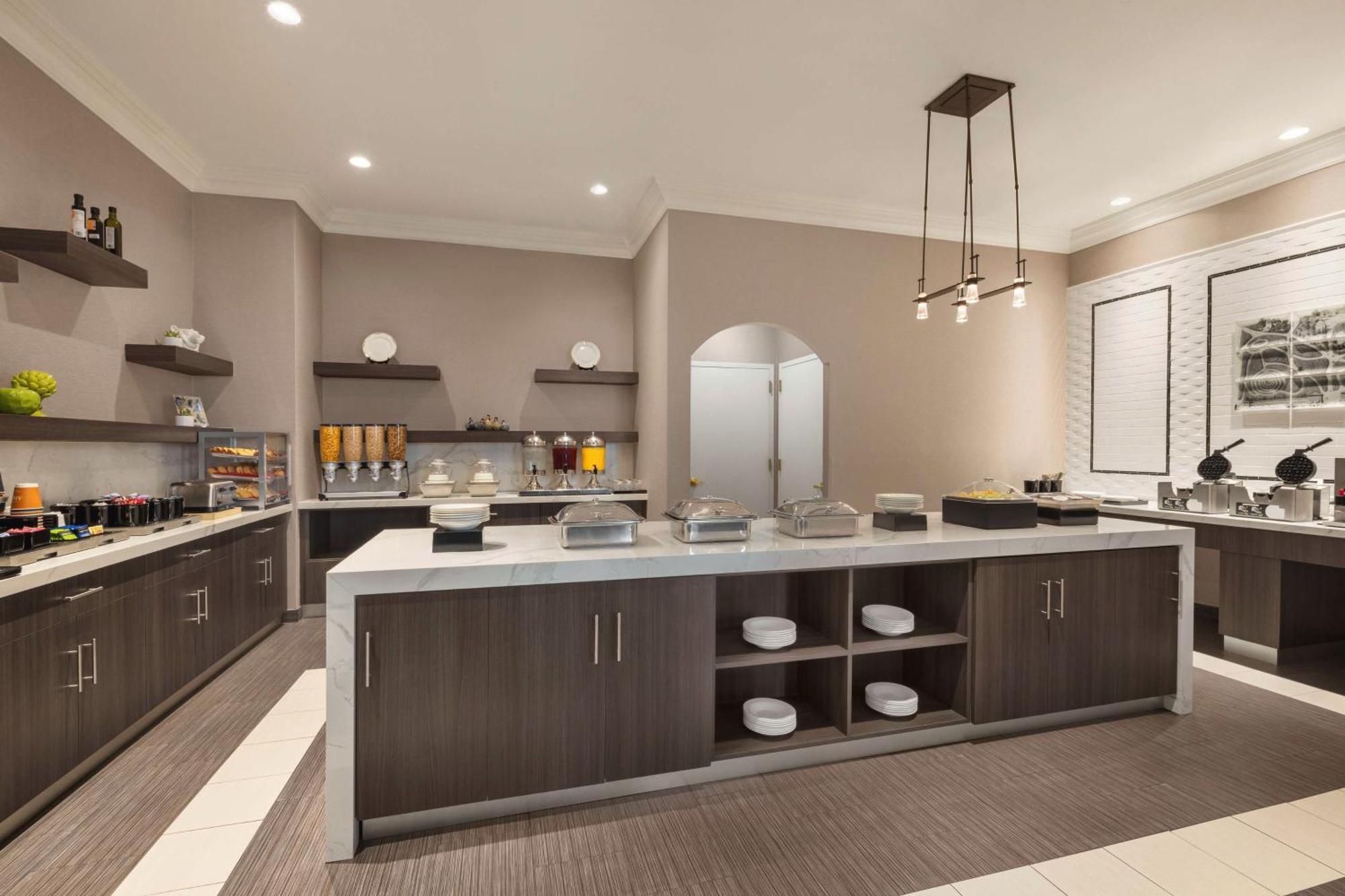 Homewood Suites By Hilton Philadelphia-City Avenue Екстериор снимка