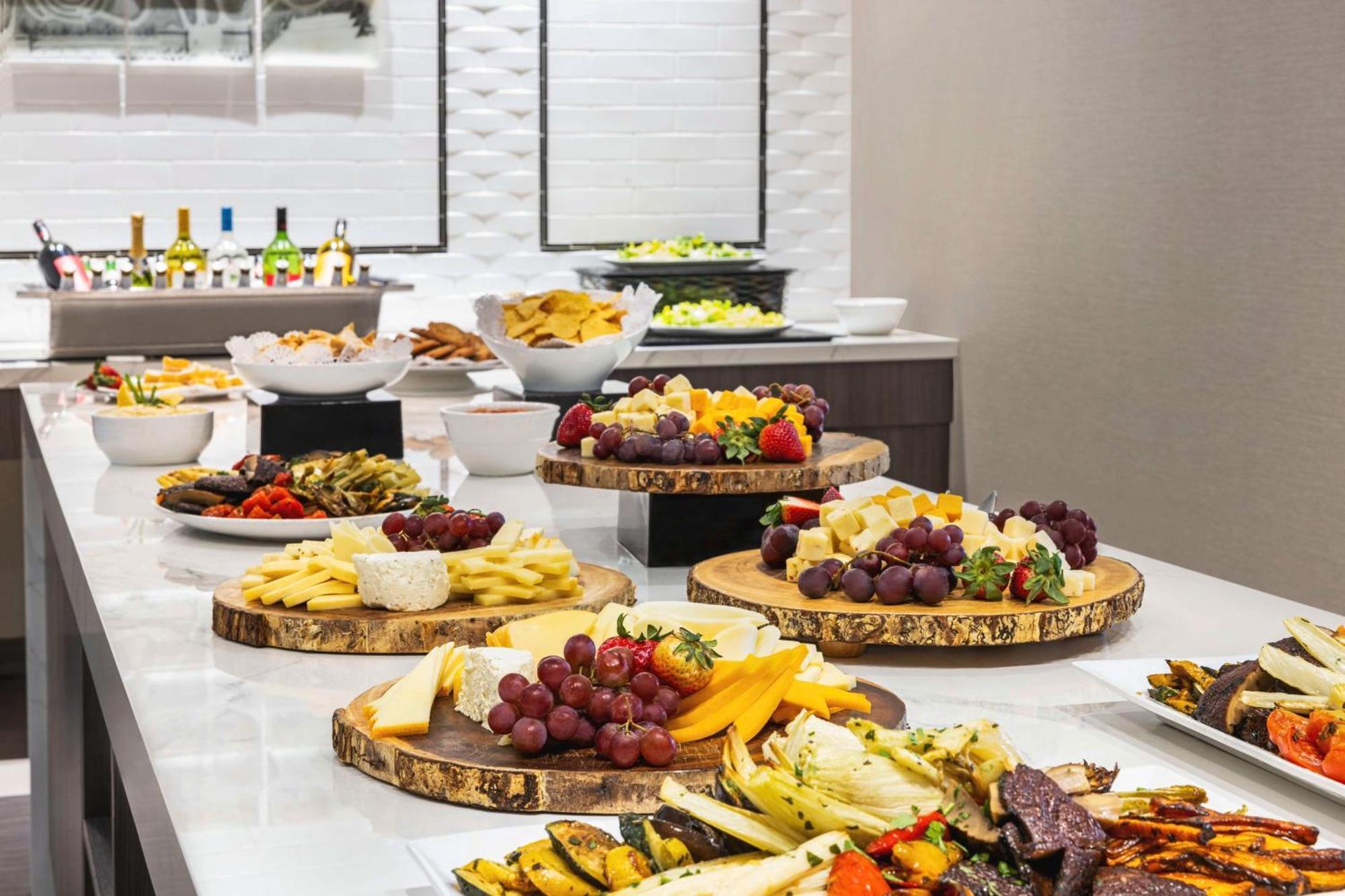 Homewood Suites By Hilton Philadelphia-City Avenue Екстериор снимка